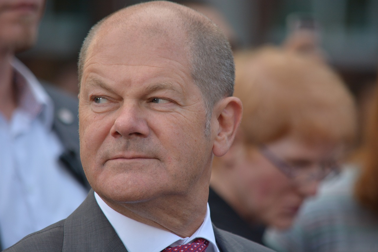 Scholz jammert: AfD-Ministerpräsident wäre “sehr bedrückend”