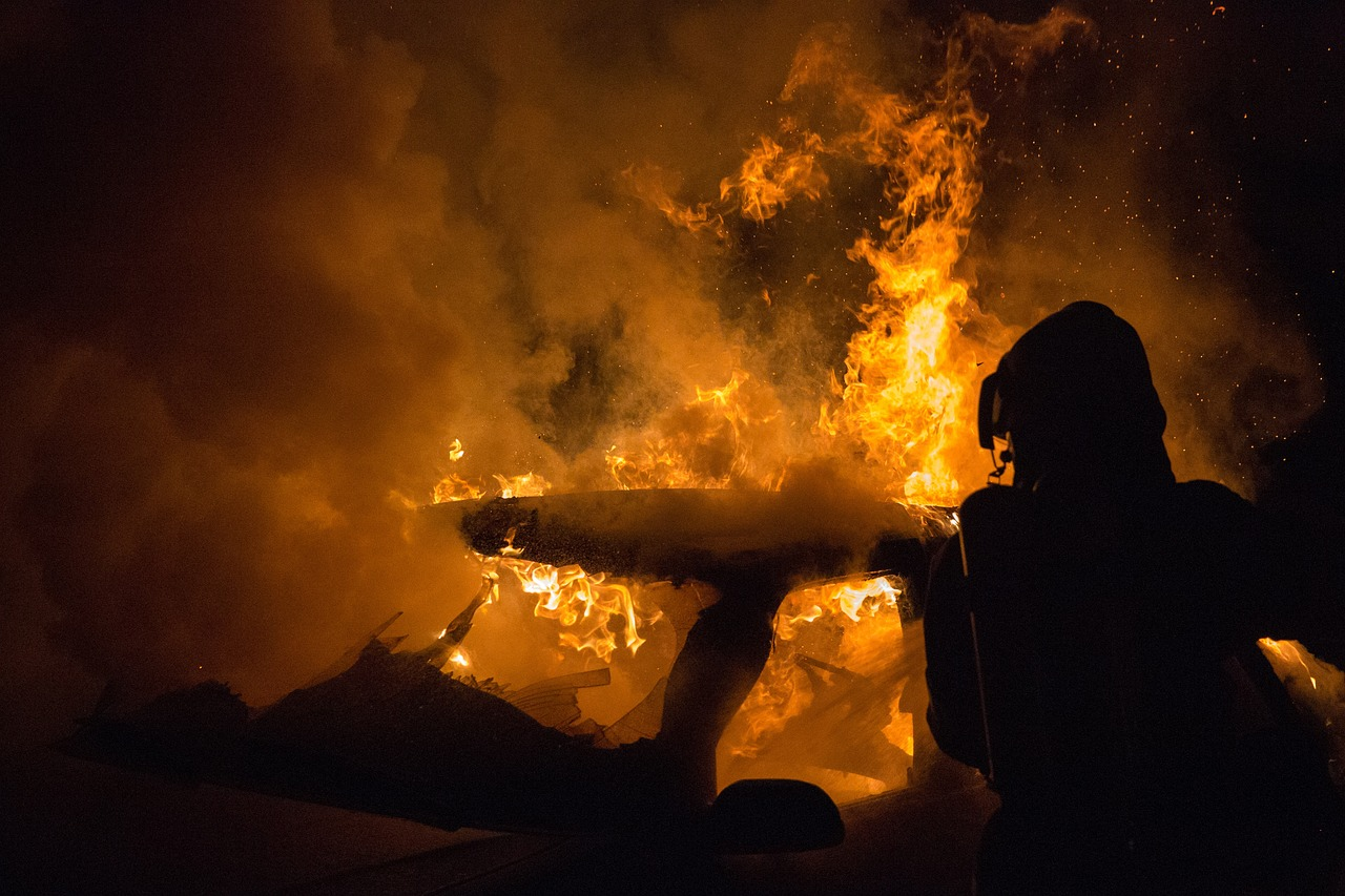 Riesen-Brandserie in München