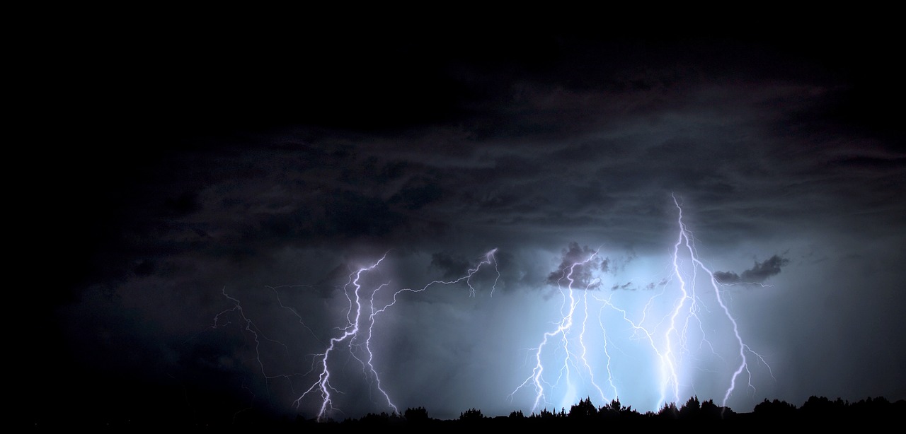 Offizielle Wetterwarnung für Montag: Wo sogar Lebensgefahr besteht