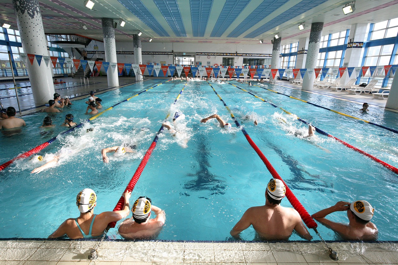 Politischer Zündstoff: Dieses deutsche Schwimmbad hat nur noch bis mittags geöffnet