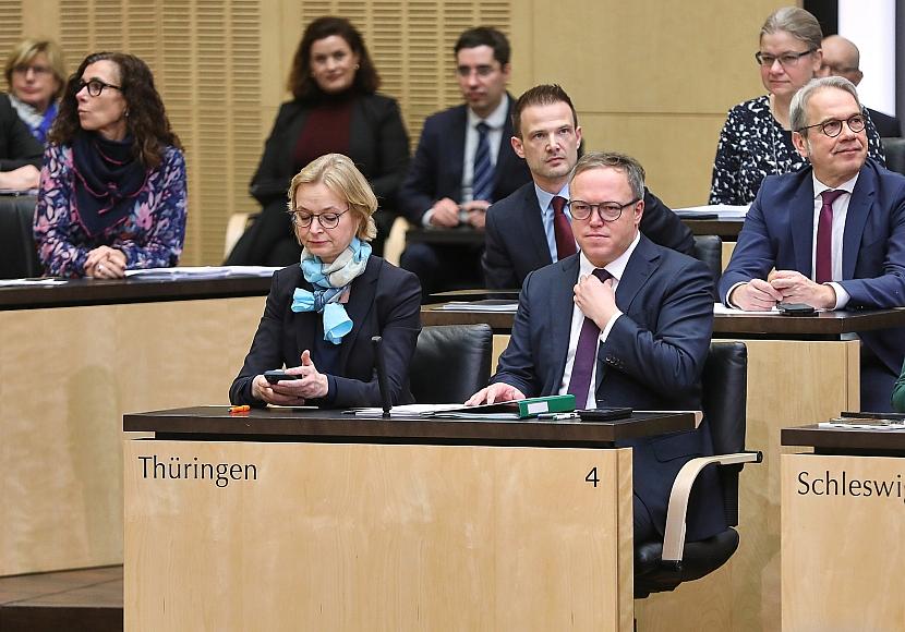 Thüringens Ministerpräsident Voigt appelliert an AfD