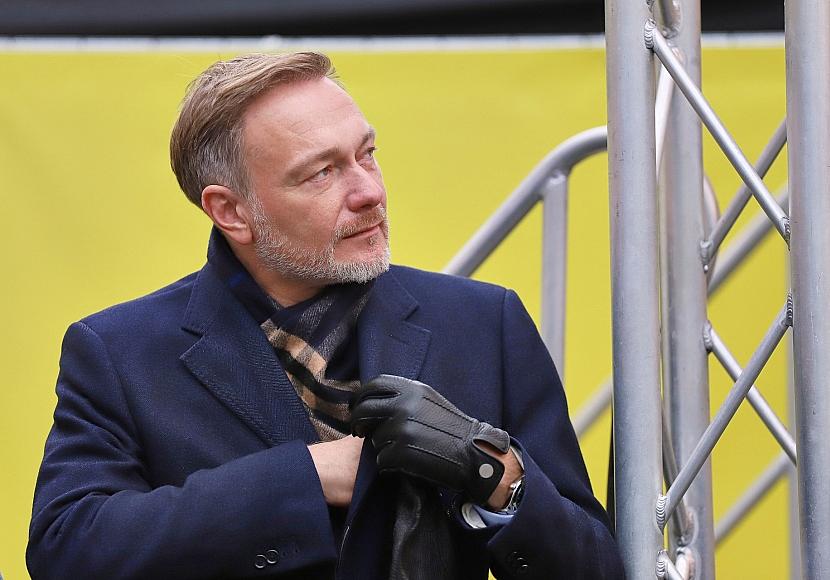 Lindner hofft auf Zustimmung von SPD und Grünen zu Asylgesetz