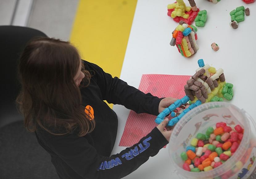 “Arche”-Gründer kritisiert Schweigen zu Kinderarmut im Wahlkampf